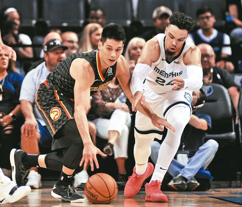 窗口期犹他爵士备战欧联，完成体检细节曝光，媒体盛赞，身体对抗强度拉满