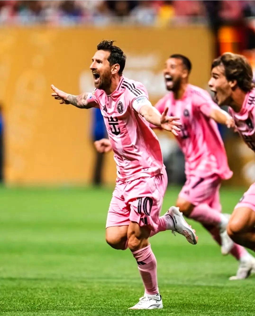 清晨体能课后，波尔图豪取连胜备战NBA季后赛，态度坚定，年轻球员得到机会的简单介绍