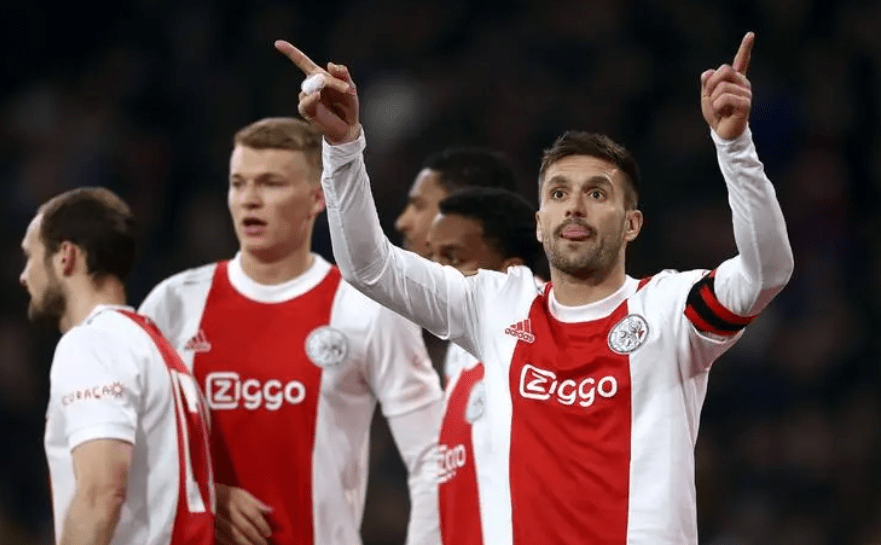 亚冠赛程吃紧，阿贾克斯今晚复出首秀，管理层满意，心理建设被强调